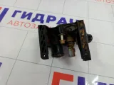 Корпус термостата Ford Focus 1531004