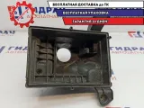 Корпус воздушного фильтра Ford Focus 2 1313771. Сломаны крепления.