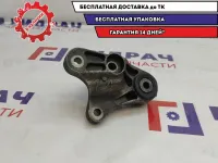 Кронштейн опоры КПП Ford Focus 2 1322569. 4M516P093FA.