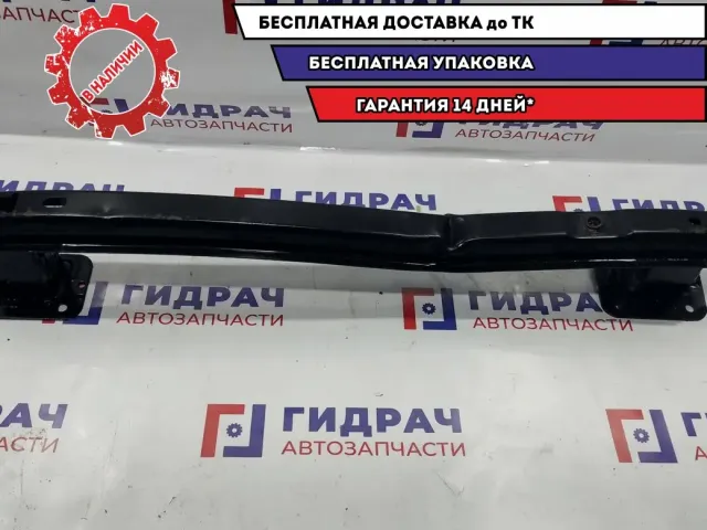Усилитель заднего бампера Ford Focus 2 1520891. Дефект.