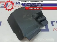 Крышка блока управления двигателем Ford Focus 2 3M5112B667AL. Потертость.