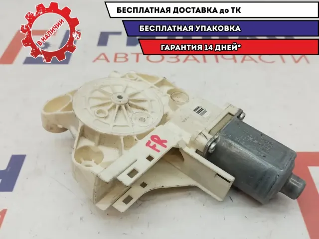 Моторчик стеклоподъемника переднего правого Ford Focus 2 1347884.