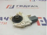 Моторчик стеклоподъемника переднего правого Ford Focus 2 1347884.