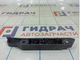 Кронштейн бампера передний правый Ford Focus 2 3001814600.