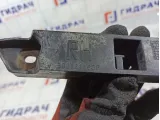 Кронштейн бампера передний правый Ford Focus 2 3001814600.