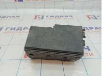 Блок предохранителей моторный Ford Focus 2 3M5T14A067BC. Дефект.