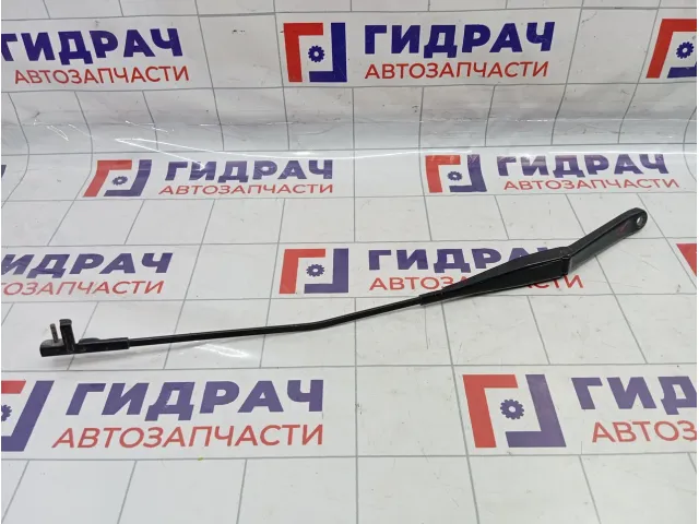 Поводок стеклоочистителя передний правый Ford Focus 2 1731536