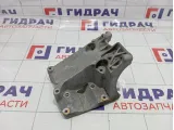 Кронштейн кондиционера Ford Focus 2 1715451