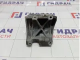 Кронштейн кондиционера Ford Focus 2 1715451