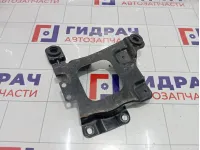 Кронштейн аккумулятора Ford Focus 2 1346786