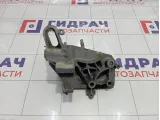 Кронштейн опоры двигателя Ford Focus 2 1798070