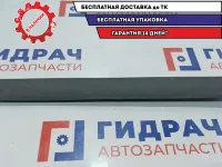 Накладка порога внутренняя передняя левая Ford Focus 2 1449655. Потертость.