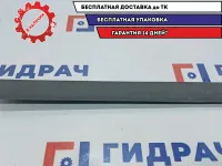 Накладка порога внутренняя передняя правая Ford Focus 2 1449651. Потертость, царапины.