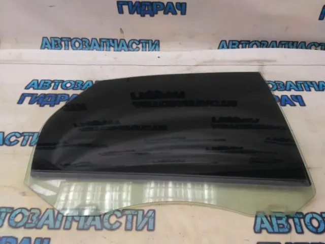 Стекло двери задней правой Ford Focus 2 1317984 Отличное состояние