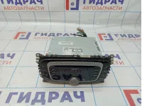 Магнитола Ford Focus 2 1830411. Потертость.