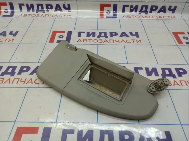 Козырек солнцезащитный правый Ford Focus 2