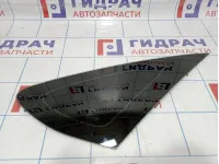 Стекло кузовное глухое правое Ford Focus 2 1362992