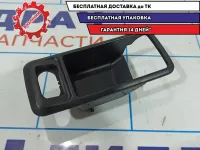 Накладка ручки внутренней правая Ford Focus 2 1576041.