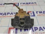 Суппорт тормозной передний правый Ford Focus 2 1682875.