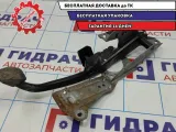 Педаль тормоза Ford Focus 2 1735358.