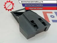 Кронштейн замка двери переднего правого Ford Focus 3 BM51A211B14AE.