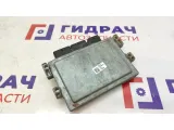 Блок управления двигателем Ford Focus 3 1706429. Вскрывался.