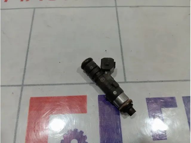 Форсунка инжекторная электрическая Ford Focus 3 1538984