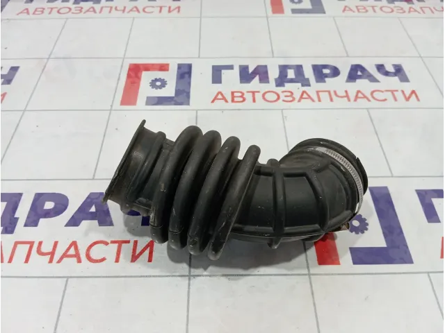 Патрубок воздушного фильтра Ford Focus 3 1725324