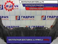 Пыльник двигателя центральный Ford Focus 3 1746348. Дефекты.