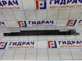Кронштейн радиатора верхний Ford Focus 3 1718365.