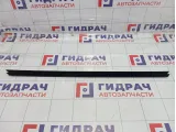 Уплотнитель стекла переднего правого Ford Focus 3 1747502