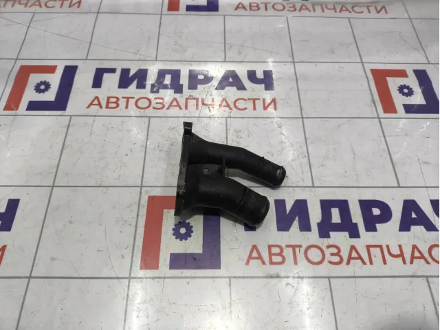 Крышка термостата Ford Focus 3 1707050