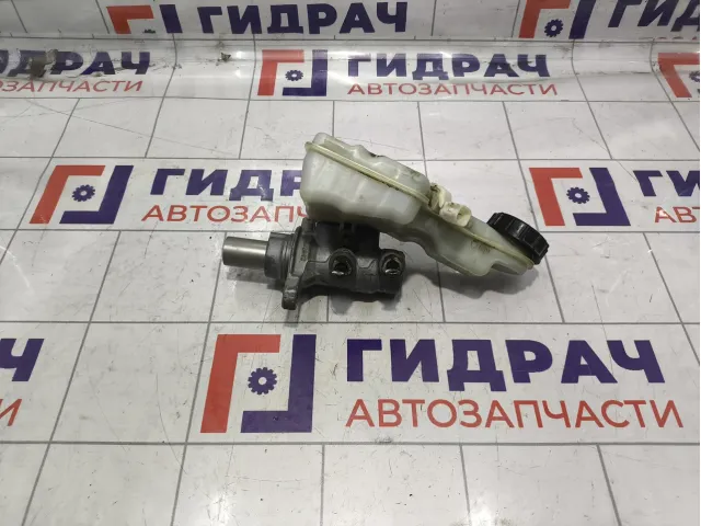 Цилиндр тормозной главный Ford Focus 3 1841986