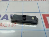 Кнопка открывания багажника Ford Focus 3 1886014. Дефект.