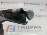 Брызговик задний правый Ford Focus 3 BM5JN28370AA. Дефекты.