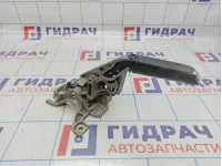 Рычаг стояночного тормоза Ford Focus 3 1881575. Потертость.