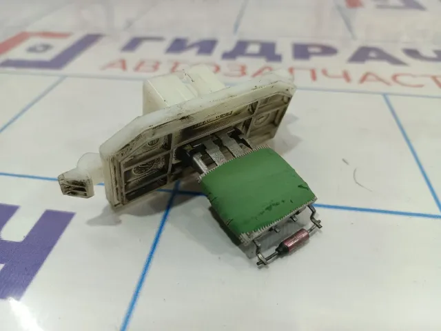 Резистор отопителя Ford Focus 3 1695812.
