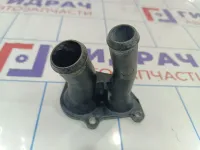 Крышка термостата Ford Focus 3 1707050.