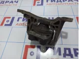 Опора двигателя правая Ford Focus 3 1677276.