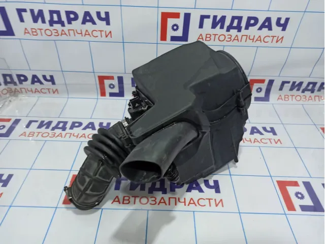 Корпус воздушного фильтра Ford Focus 3 1851878. В сборе.