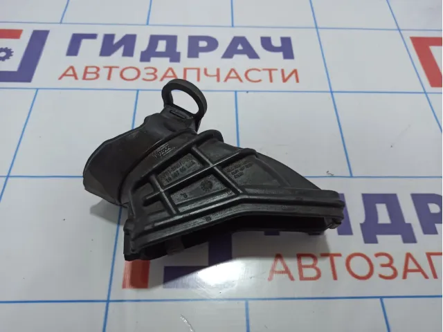 Патрубок воздушного фильтра Ford Focus 3 .