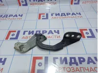 Петля капота левая Ford Focus 3 1750018.