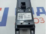 Блок управления стеклоподъемниками Ford Focus 3 2029540. Потертость.