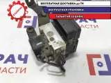 Блок ABS Ford Focus 3 1847182. Дефект.