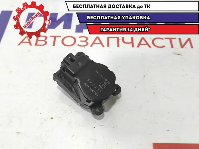 Моторчик заслонки отопителя Ford Focus 3 1786200.