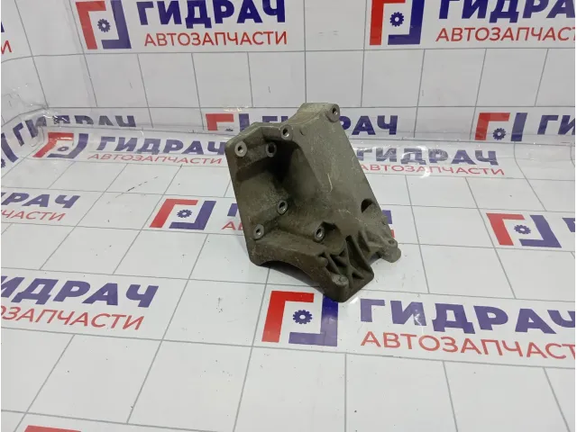 Кронштейн кондиционера Ford Focus 3 1715451