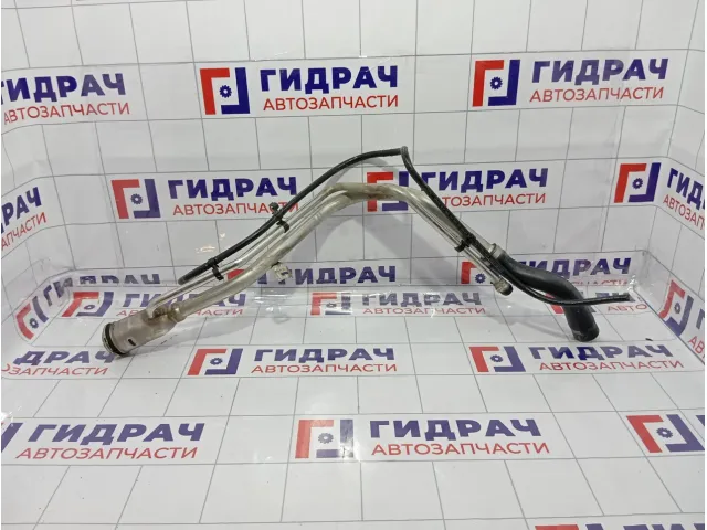 Горловина топливного бака Ford Focus 3 2040987