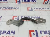 Петля капота правая Ford Focus 3 1750016
