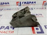 Кронштейн кондиционера Ford Focus 3 1715451