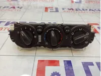 Блок управления отопителем Ford Focus 3 1896669